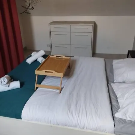 Grande Maison Avec Jardin Hotel 3*